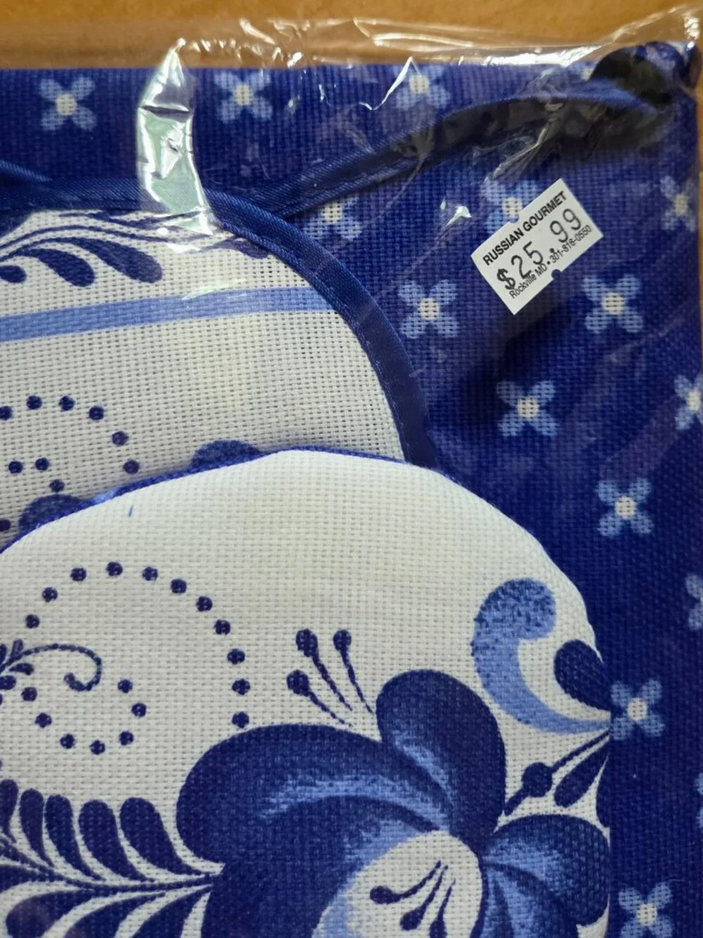 Russian 3pc Textile set Apron Mitt and an Potholder Blue Gzhel Floral Design